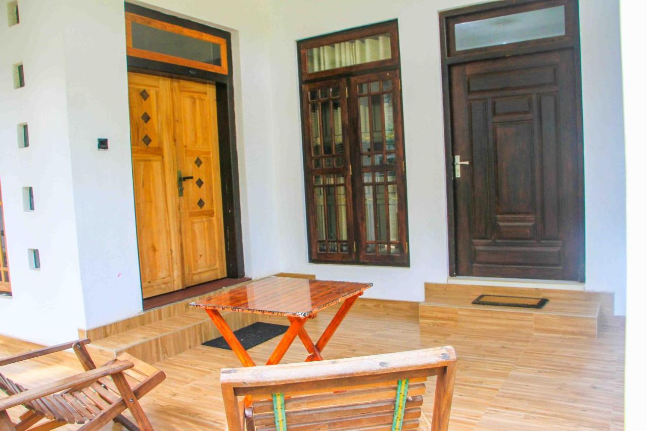 Miracle Home Stay Дамбулла Экстерьер фото