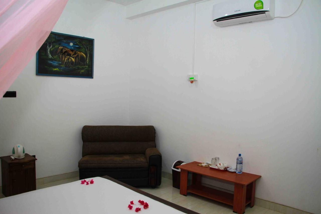 Miracle Home Stay Дамбулла Экстерьер фото