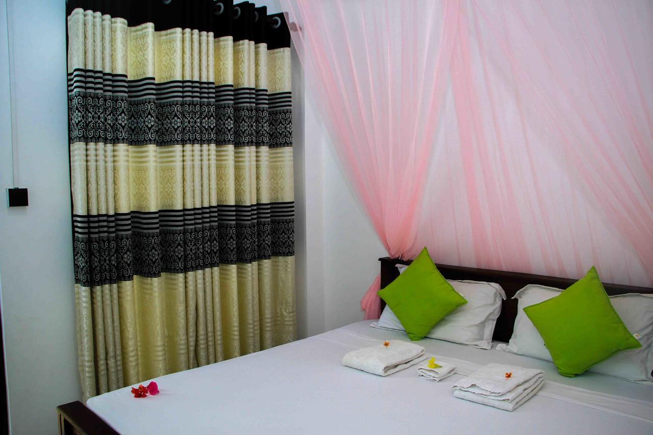 Miracle Home Stay Дамбулла Экстерьер фото